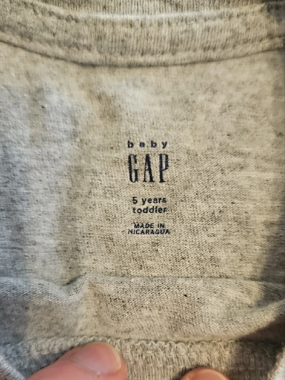 GAP Light Gray National Geographic Wildlife Graphic Tee with Yellow Logo